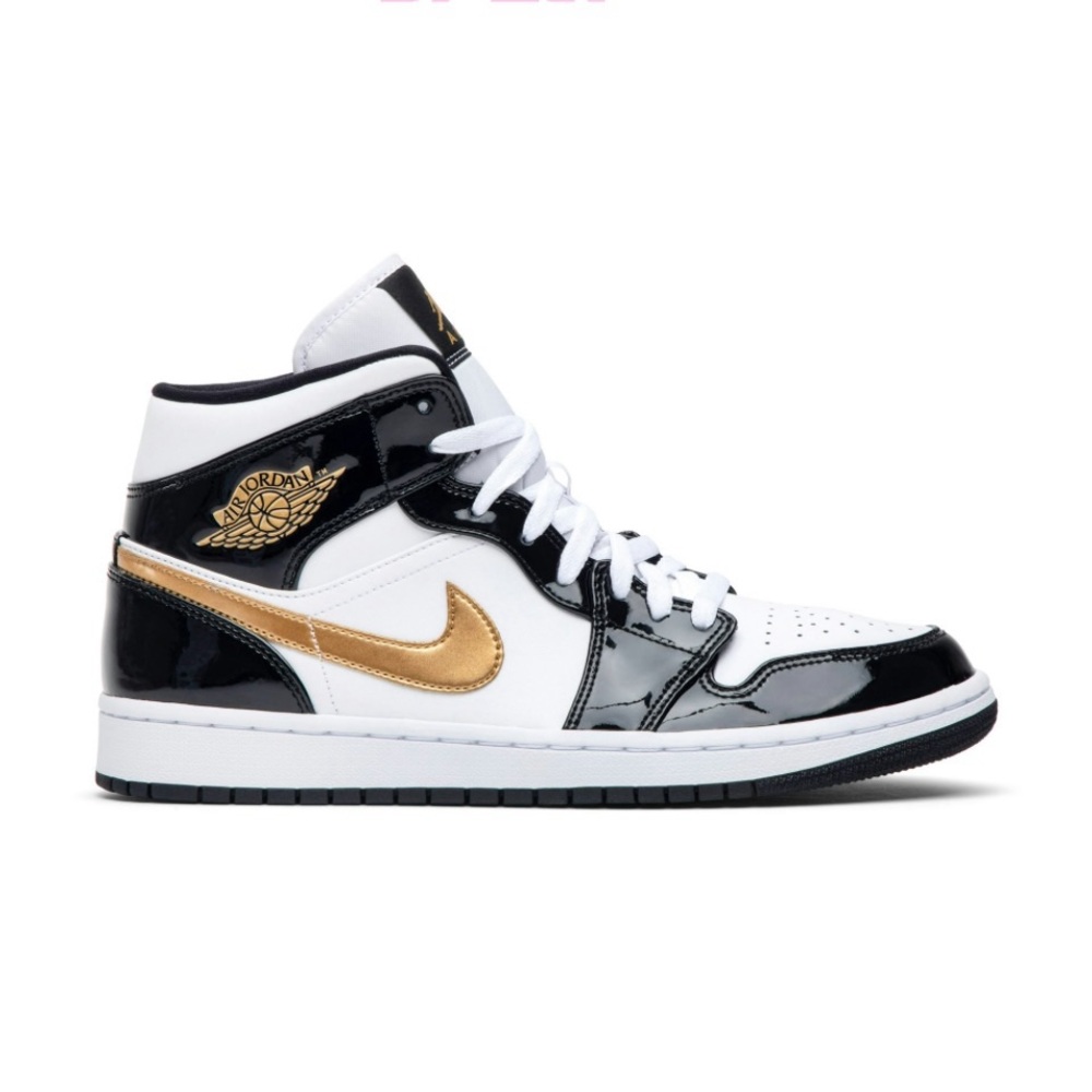 Nike Air Jordan 1 Black White Gold Athletic Shoes #852542-007 M 11 1/2 NIB